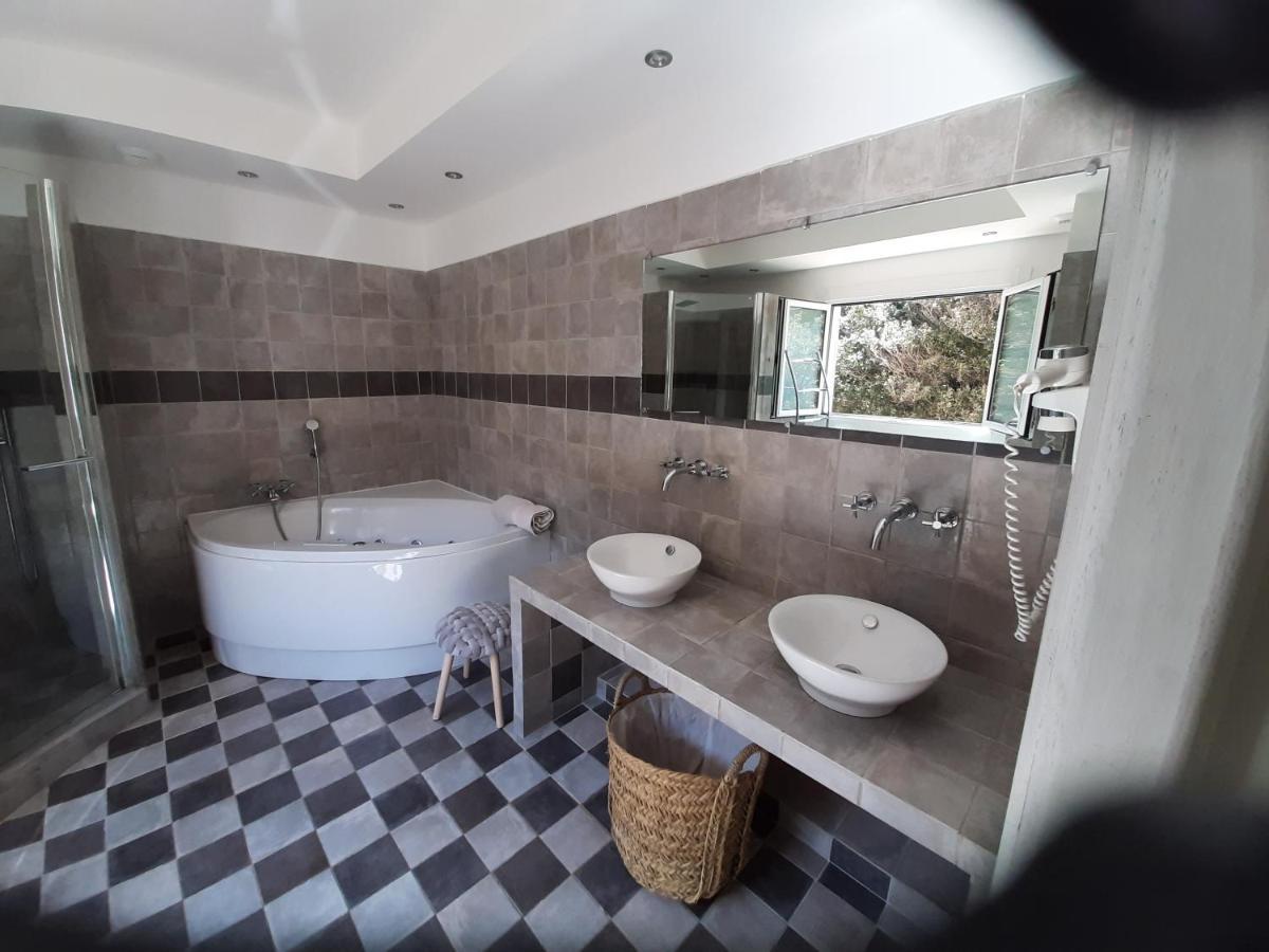 Casa Ottobre Blu Bed & Breakfast Calvi  Exterior foto
